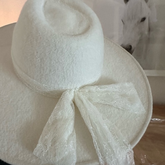 Gigi Burris CUSTOM MADE BRIDAL HAT - Picture 6 of 10